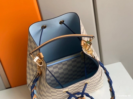 First bags ru reviews LOUIS MM NÉONOÉ VUITTON 0814